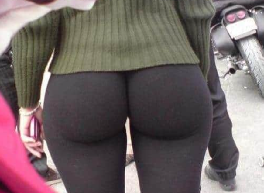 The Rise of the (Albeit Delicious) Obnoxiously-Wedgied White Girl Ass